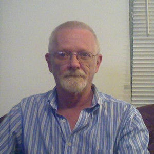 Meet your Posher, Dennis